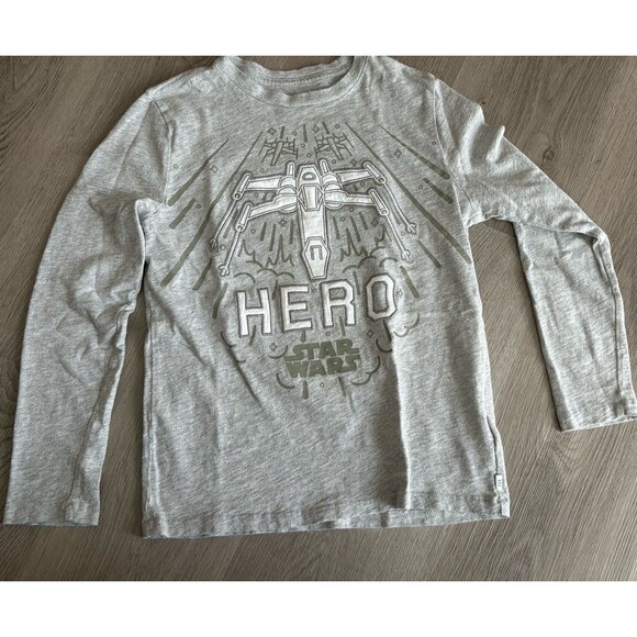 GAP Starwars hero long sleeve t-shirt size M EUC - Picture 1 of 4